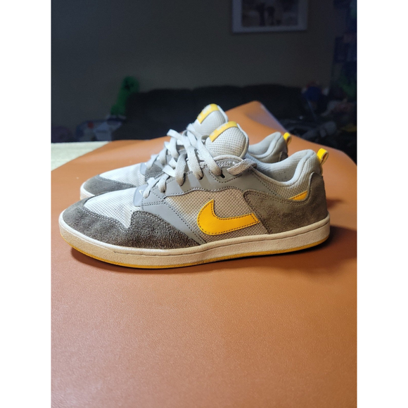 Nike Shoes | Nike Men's SB Alleyoop Skate Shoes BF5 Greygold Cj0882 002 Size8.5 Men | Color: Gold | Size: 8.5 | Lwues's Closet